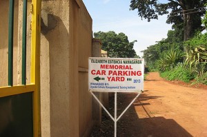 parkeerplaats en restaurant