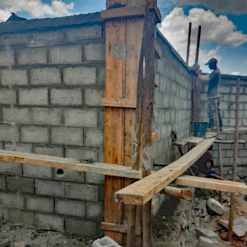 ENF-Hostel-plot-wall-04